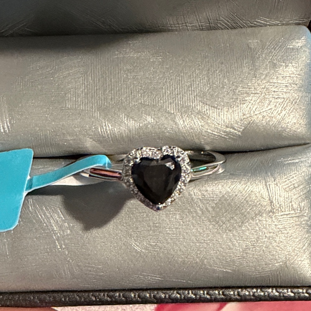 Unique Heart Shape Ring - image 3